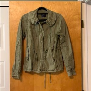 Army green, lightweight jacket